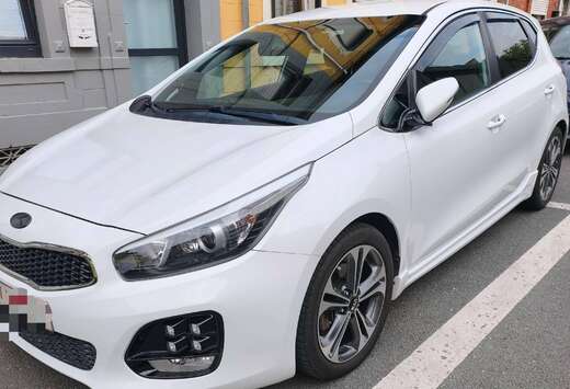 Kia Cee\'d 1.6 CRDi GT Line ISG