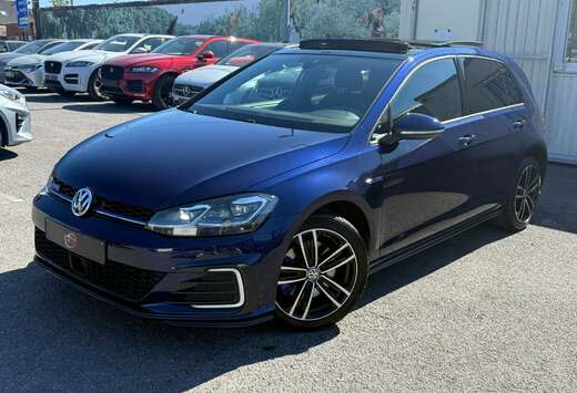 Volkswagen Golf GTE / FULL / PANO / CARPLAY / CUIR /  ...