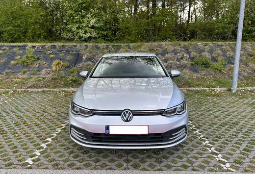 Volkswagen Golf 1.0 eTSI Life OPF DSG