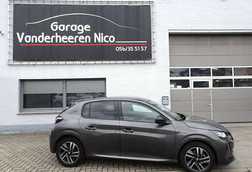 Peugeot 1.2i Allure Pack CARPLAY, 3D VITRUAL,CAMERA,F ...