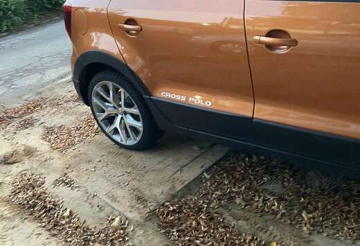 Volkswagen Crosspolo 1.0i BMT