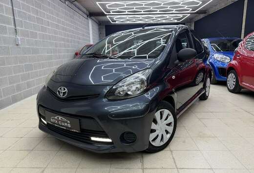 Toyota A/C GPS GARANTIE + Entretien