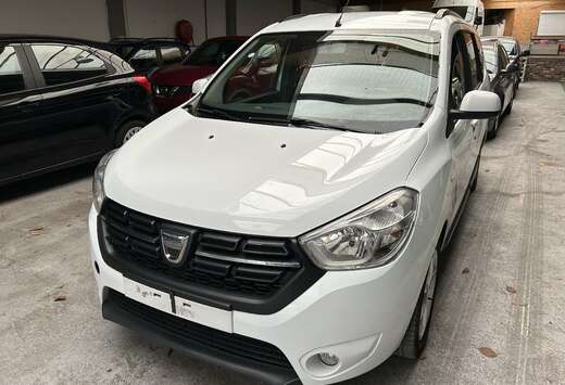 Dacia Lodgy 1.5 Blue dCi Essential 7pl. navi airco