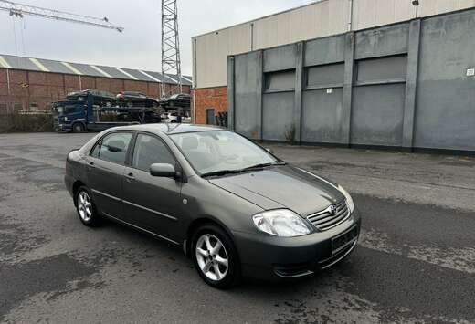 Toyota 1.6i VVT-i 16v Airco Digital Jantes Aluminium