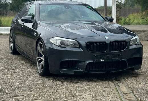 BMW 4.4 V8 DKG