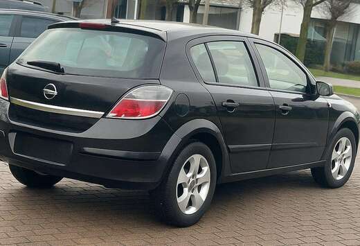 Opel Astra 1.9 CDTi Cosmo