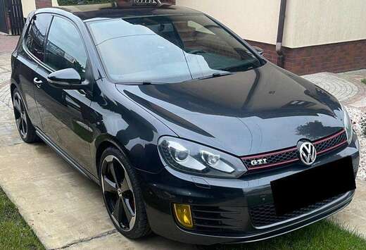 Volkswagen Golf 2.0 TSI