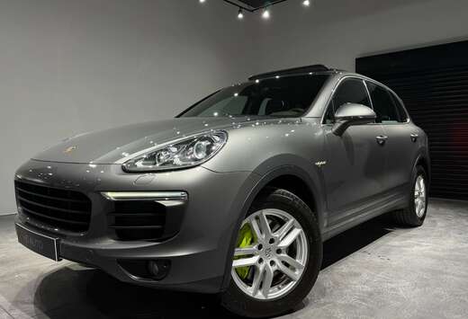 Porsche 3.0i V6 S Tiptronic/SPORT CHRONO/TOIT PANO/1E ...