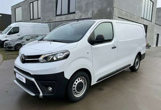 Toyota 2023 L3 XL/17.300€+BTW/Camera/Navi/Garantie