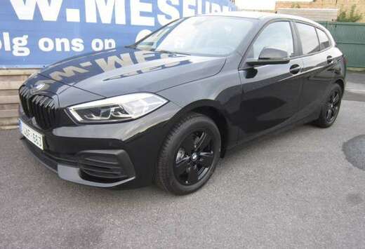 BMW iA Hatch PROF NAVI + AUTOMAAT + CARPLAY + 16\