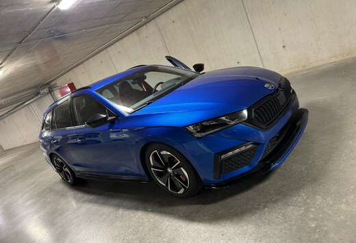 Skoda Octavia Combi 1.4 TSI iV DSG RS