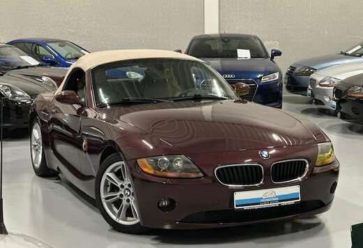 BMW 2.5i 24v Roadster  Nieuwe softtop  Veel opties