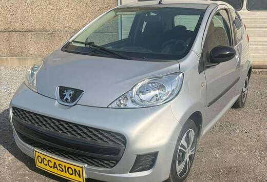 Peugeot 107 1.0i