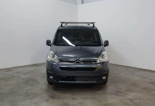 Citroen L1 1.6 HDi * CARPLAY * 3 PL. * RADAR ARR. *