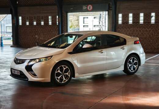 Opel Ampera E-REV Volume Cosmo