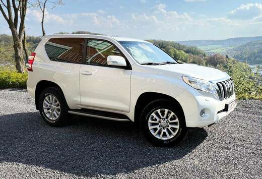 Toyota Land Cruiser 2.8 D-4D Comfort A/T