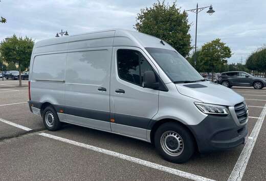 Mercedes-Benz 314 CDI Lang HA 7G-TRONIC Plus