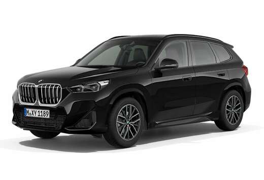 BMW sDrive18i M Sport / PANO /** COMING SOON **