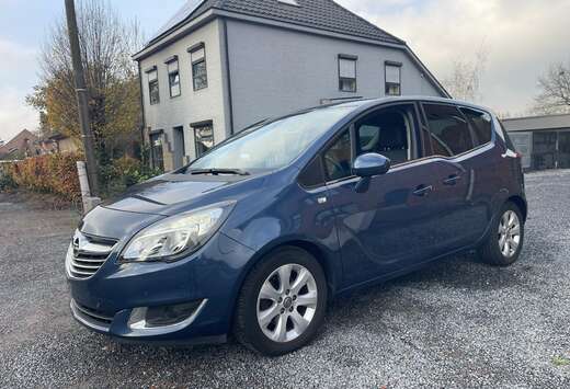 Opel 1.4i Benzine,Airco,Leder,Gps,Sensoren,60.000km.,