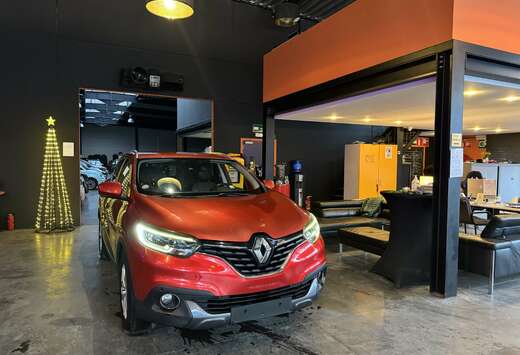 Renault 1.2 TCe - A/C - LIM/REG - NAVI - CPTR AV+AR - ...