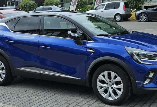 Renault Captur TCe 100 EXPERIENCE