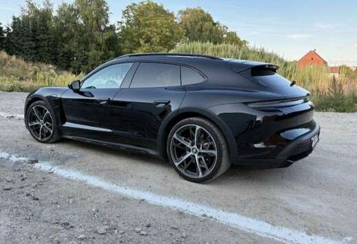 Porsche Taycan 4 Cross Turismo (btw-wagen)