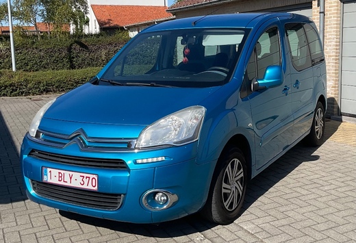 Goed onderhouden praktische wagen 