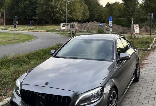 Mercedes-Benz d 9G-TRONIC AMG Line