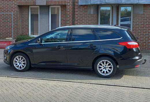 Ford Focus Turnier 1.6 Ti-VCT Titanium