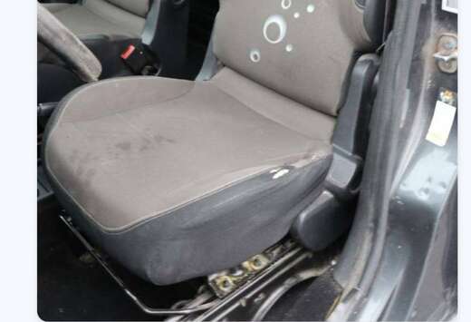 Citroen L1 1.6 HDi 75 FAP Proline