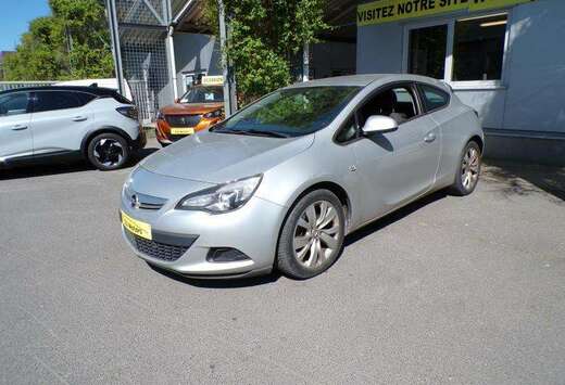 Opel GTC 1.7CDTi 110cv gris 01/14 Airco Capteurs