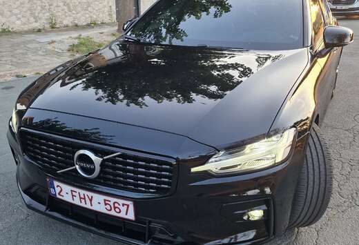 Volvo 2.0 T4 Momentum R-Design polestar