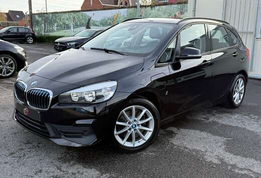 BMW Active Tourer PHEV 225xeA / REGU / CLIM / PDC