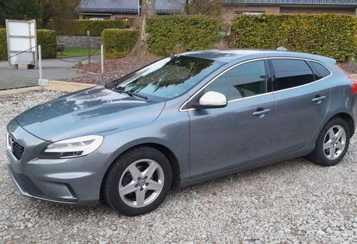 Volvo V40+2.0+D2+R-Design