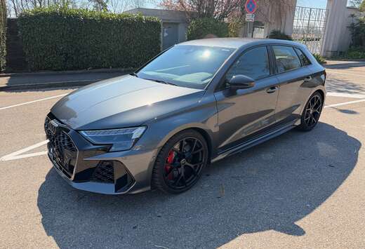 Audi RS3 Sportback 2.5 TFSI Quattro S tronic