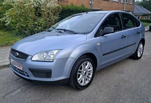 Ford 1.6 Turbo TDCi Ghia * Prête à immatriculé