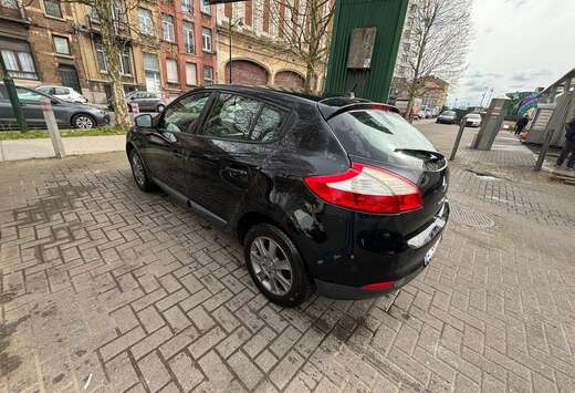 Renault 1.6i TomTom Edition