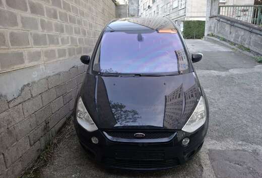 Ford 2.3i Trend