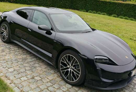 Porsche Taycan 93.4 kWh Taycan