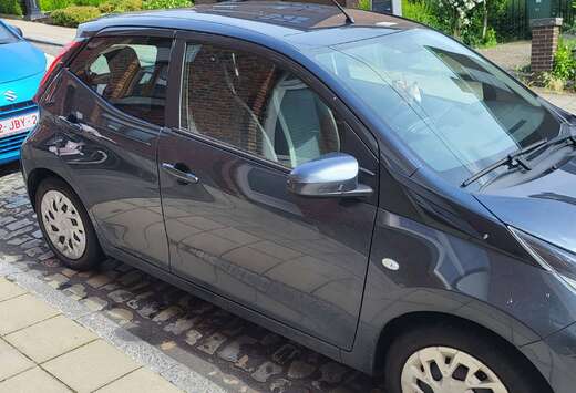 Toyota Aygo 1.0i VVT-i x-play II