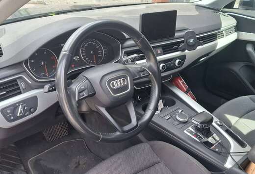 Audi A4 Avant 2.0 TDi S tronic