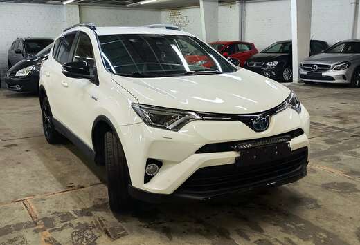 Toyota 2.5i e-AWD Hybrid C. only export Afrika