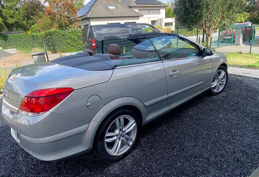 Opel Astra TwinTop 1.6i Cosmo
