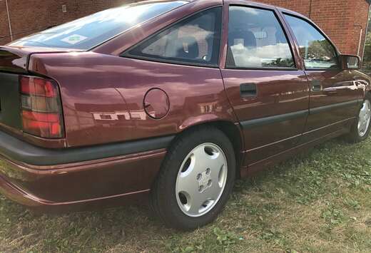 Opel Vectra CDX