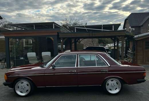 Mercedes-Benz w123  automatic bj 1982