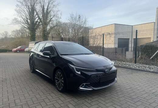 Toyota 1.8 Hybrid Touring STYLE FULL BLACK 5ANS GARNT ...