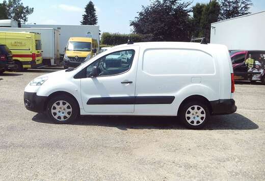 Peugeot 1.6 HDi L2H1 Pack CD Airco