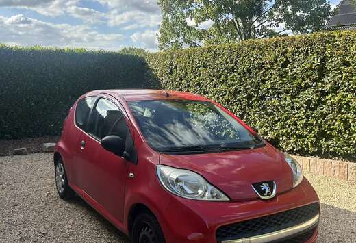 Peugeot 1.0i Urban