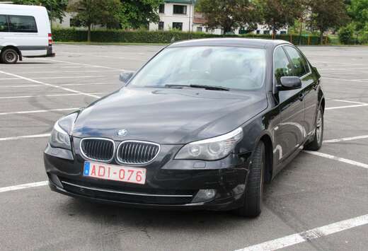 BMW 525i