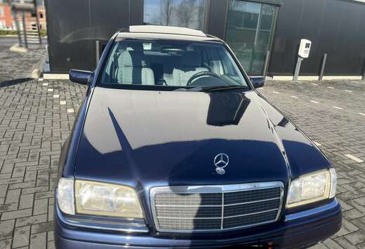 Mercedes-Benz Oldtimer  Elegance Limousine